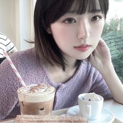 youhealedme's profile picture. korean cosplayer born in 2002 ♡