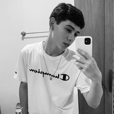 conrado7k's profile picture. 