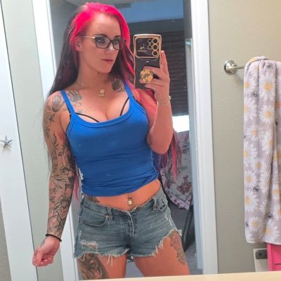 honeybee004137's profile picture. backup page
