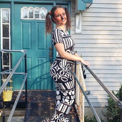mylifeisaplague's profile picture. Reject Academia: Return to Bimbo. 📚 interdisciplinarian in the streets, reply girl in the tweets~✨♌️