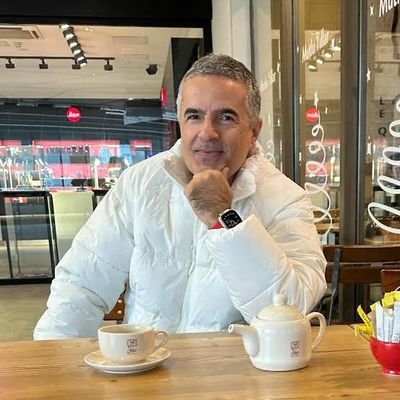 HakanCelik41306's profile picture. I'm a Turkish America 🇱🇷