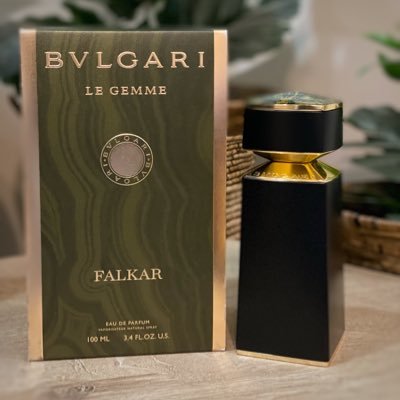 AlraqiTrashed's profile picture. مُغرم ومُتيّم بالعطور .أتحدث عن تجاربي الشخصية في العطور