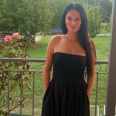 geraldinedevoy's profile picture. ⭐️Stand For Something    Or You'll Fall For Anything ⭐️