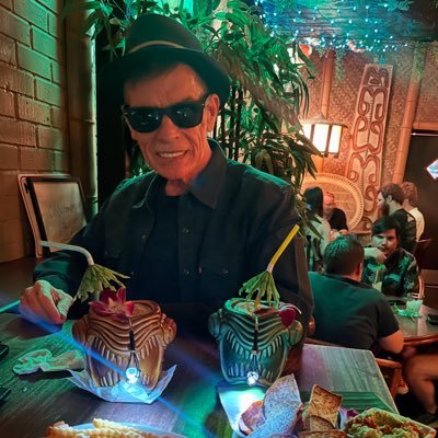 tikisharkinc's profile picture. Award winning Low Brow Artist and Tiki Artist!  🤙🏻