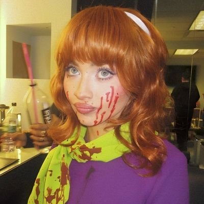 daemonsboobs's profile picture. ʚ 18+ | dm for permission to speak on mommy daemon | fic writer | dead dove | minors and parasocial fans DNF | art: @undetercito | thinker: @ottomonthinker ɞ