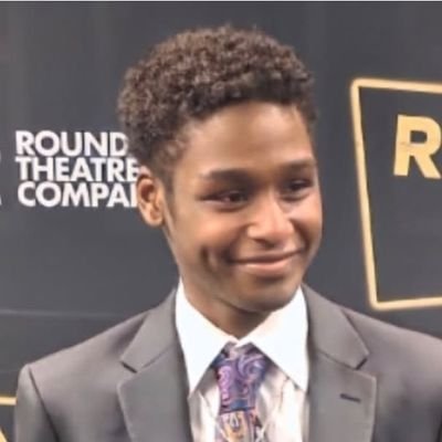 IdolizationYT's profile picture. 