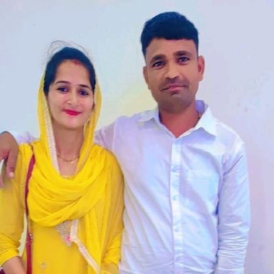 parveen98133's profile picture. Student