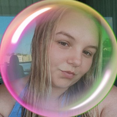 bbybIuelrh's profile picture. you’ll be my hero here in the dark @ashton5sos ᥫ᭡