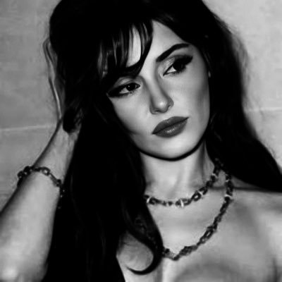 Amasiuncula's profile picture. ⋆․˙ ℘ She was never crazy, she just didn't let her heart settle in a cage. She was born with sadness in her eyes. .: RP/OC — PARODY .: #Wicked