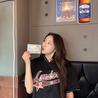 loop4hwa's profile picture. 본진 🐱/올랜도 인 버지니아🍈🫒🦊/🍓