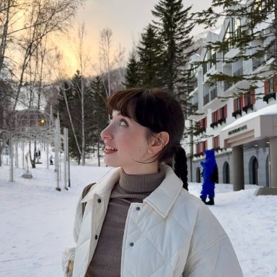 Nicole Profile