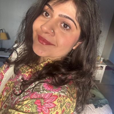 lmaozaraa's profile picture. one day at a time 🦷🎀🙆🏻‍♀️