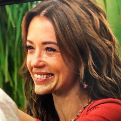 LuanaIgatu's profile picture. Se Cristo comigo vai, eu irei. Cristã.