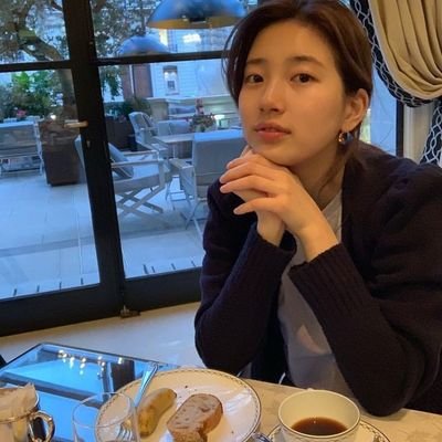 daywithana's profile picture. 🌸 I bloom even in the quietest corners of life.

main acc