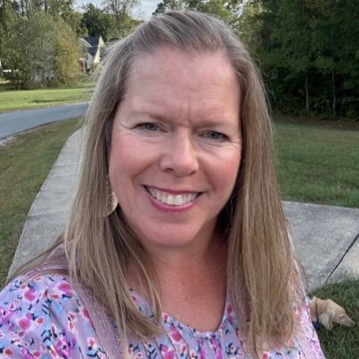 amy_louwho's profile picture. I have OCD: obsessive creative disorder. Obsessed with fabric, designs and sewing anything I can get my hands on.