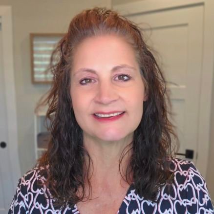 JulieSisnroy's profile picture. Gen X UGC creator making authentic, relatable content focused on honest reviews and relatable demos, helping brands build trust in a real, meaningful way.