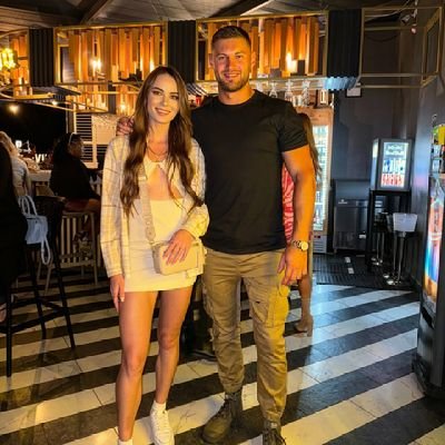 mikyle_leroux's profile picture. ▫️Indoor Skydiving Instructor 🤘🏻
▫️Personal Trainer
▫️University of the Free State