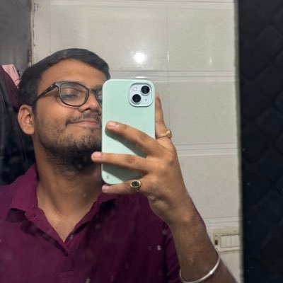 akshatt_anand's profile picture. 22 • Product • 6 days of living, 7 nights of हसी - मज़ाक