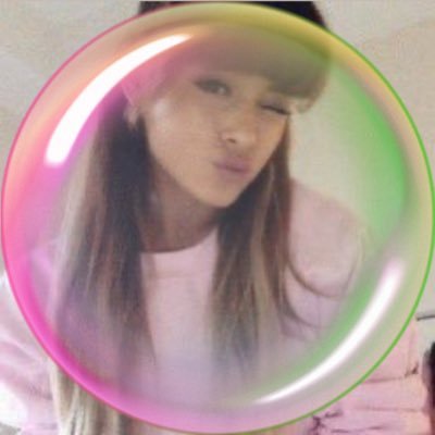 MlRORRBALL's profile picture. mads follows ♡ | tayriana stan