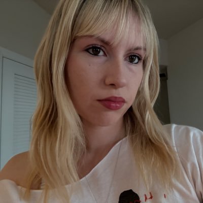 abiiore's profile picture. 