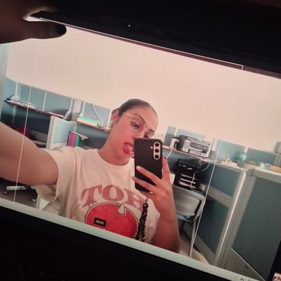 vern_rn's profile picture. Solo somos Chucky y yo.