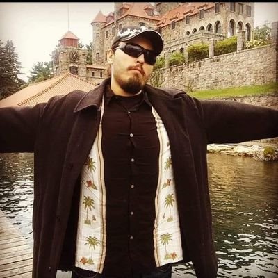 toomanyhillz's profile picture. 29 years old MDNI || he/him || Taurus ♉|| Left my 💘 in the Sierra Madre