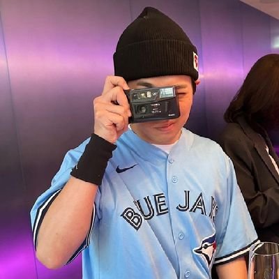 iwolz22's profile picture. 