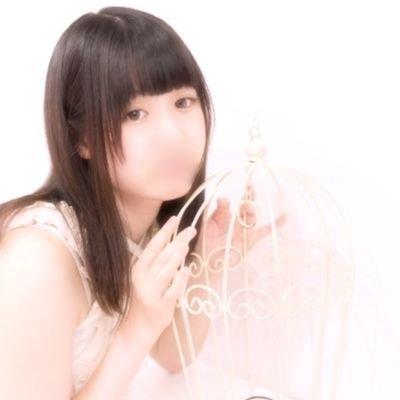 rN2179186528447's profile picture. フォロバ祭り🐣元パチカス元パチ屋店員元コーヒーレディ今は一般通過OL。アニメ♡ゲーム♡美容♡やんごとなき日常垢。DM✖️