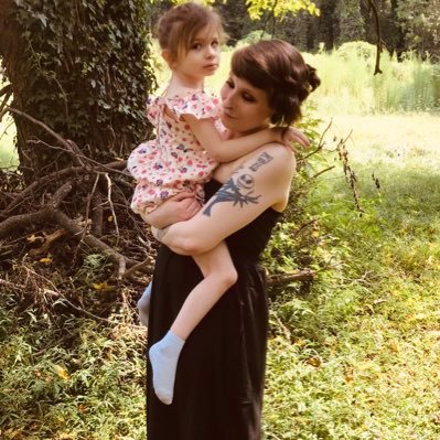 sp00kym0mma's profile picture. Chelsea, Mommy x 1 to Piper🫶🏻, 32 years old, and already got a ring on it💍