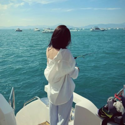 VelvetEmbracec's profile picture. Don't wait for opportunities, create them.

Success comes from persistence, not perfection.