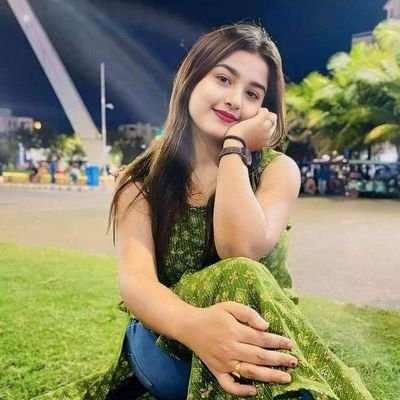 priya___09's profile picture. NO DM🔕