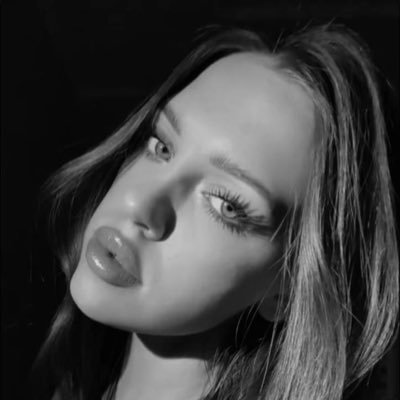 GlitchMira's profile picture. Adorable, but my DMs? Whole different vibe 😏