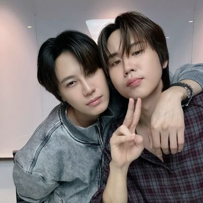 Ununchl's profile picture. 