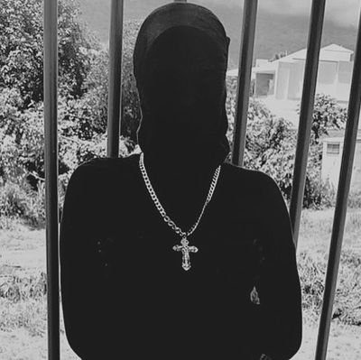 frankoluxurious's profile picture. BL∇CK