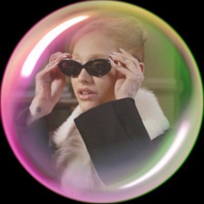 jackiibby's profile picture. i’m a whore for breathin