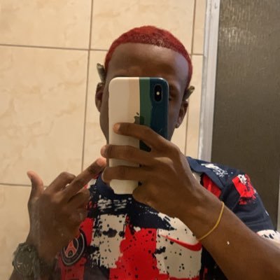 menorf_17's profile picture. nunca foi sorte sempre foi Deus 🙏🏽☘️