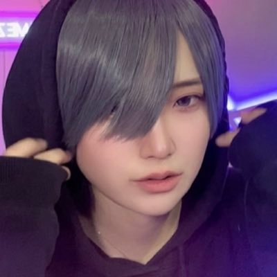 late_cc's profile picture. 🍓 あれ？君写真と顔違くない…？ 🍓 @late_cos