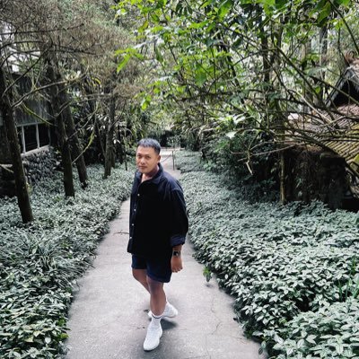 100persenekstra's profile picture. akun sambat budak korporat~