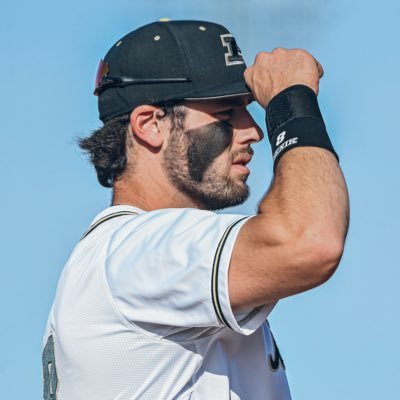 TroyViola08's profile picture. ★LA🛫Bend🛬Southampton★ 🇺🇸 @LIDucks