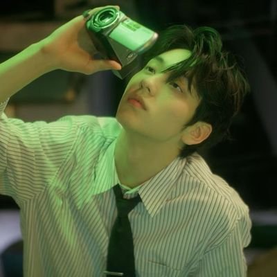 V3NTUS1R43's profile picture. Fortuna tecum sit 🍀                                                                             
                    
(ifb, mdni)  https://t.co/5RN3CjNmwp