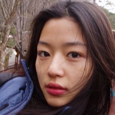 estianox's profile picture. “grandma I think I had a dream, a dream where I met a woman I could die for. I wish I could stay asleep forever.” ⠀⠀⠀⠀ ⠀⠀⠀⠀⠀⠀⠀⠀⠀⠀ ⠀⠀⠀⠀⠀⠀⠀ •soulmate: @viihbaesoo