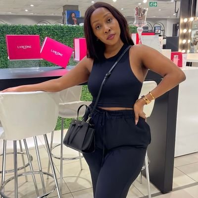 betty27992_s's profile picture. Fashion and influences, 👗🎩👜😘🌹♥️