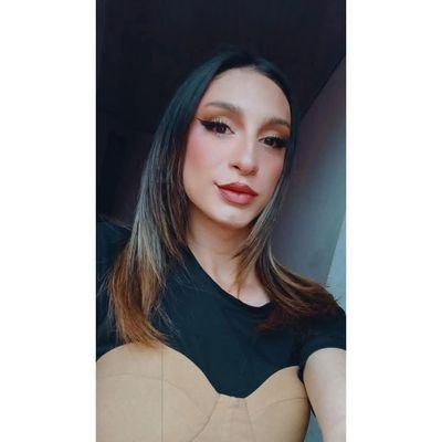 Nikki_Ardila420's profile picture. La vida ni siempre te da lo que quieres así q hay q aceptar lo q tienes y seguir adelante
