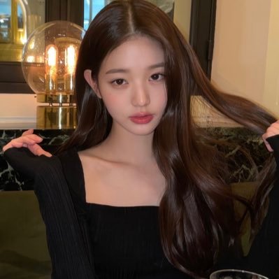 demiiemk's profile picture. 