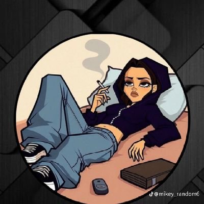 EmmaChichi92803's profile picture. 