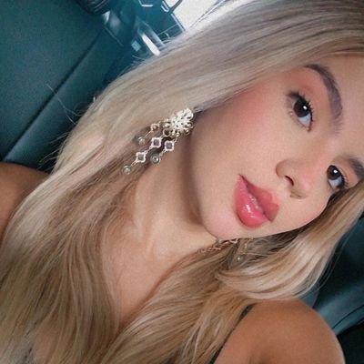 mila_mesquit's profile picture. O mel que me adoça, quando esquenta queima🍯📿