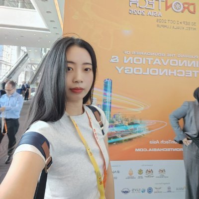SerenaZ95100759's profile picture.