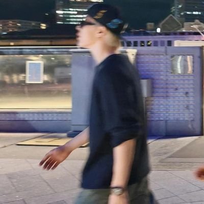 putriaiko1918's profile picture. 