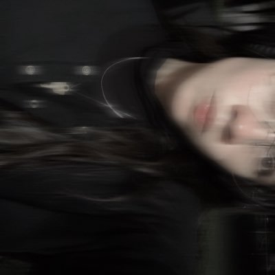 _anitavra's profile picture. Tinísima. Qué bonito suena decir "espírito". Colexio de miniatvr. Novo languajj. ✿