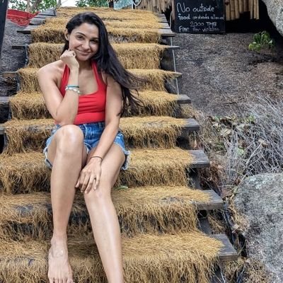 Vandha_Viagralu's profile picture. Actress slave.. Face, feet, asshole, armpits , piss, shit.. anything dirty and filthy.         
             
No incest ❌.